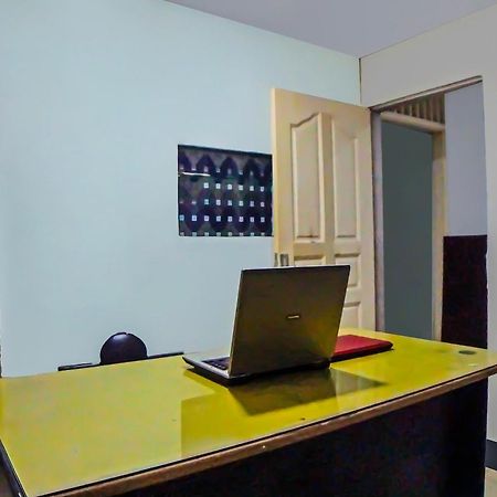Oyo 92235 Guesthouse Rantang Medan Bagian luar foto