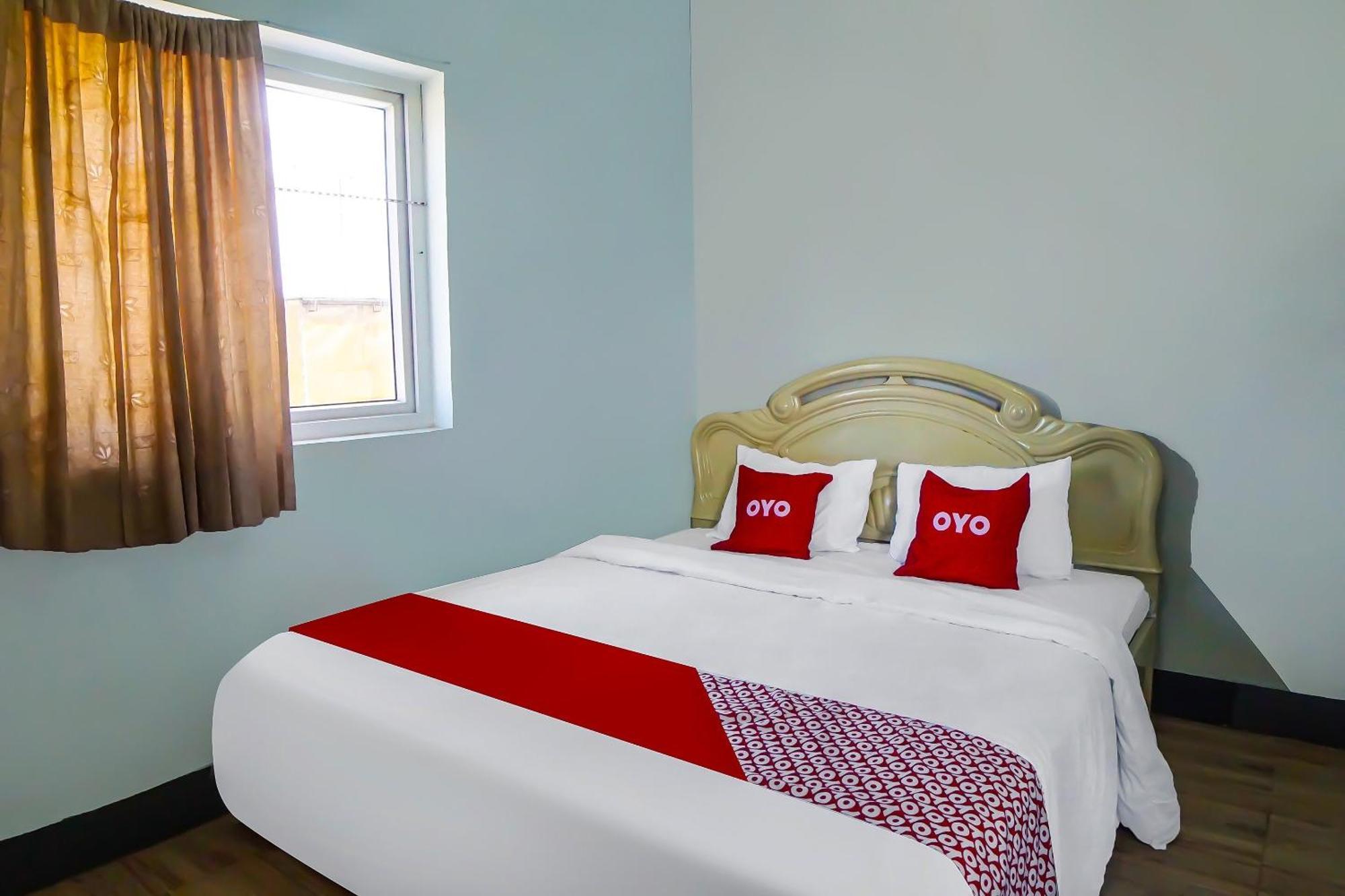 Oyo 92235 Guesthouse Rantang Medan Bagian luar foto