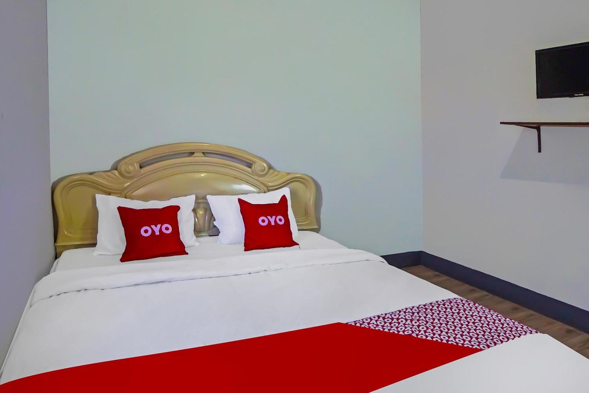 Oyo 92235 Guesthouse Rantang Medan Bagian luar foto